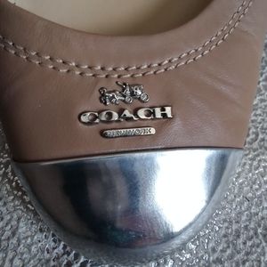 Coach flats